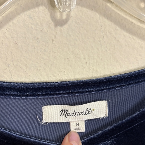 Madewell Navy Velvet Butterfly Blouse Size Medium - Picture 3 of 5